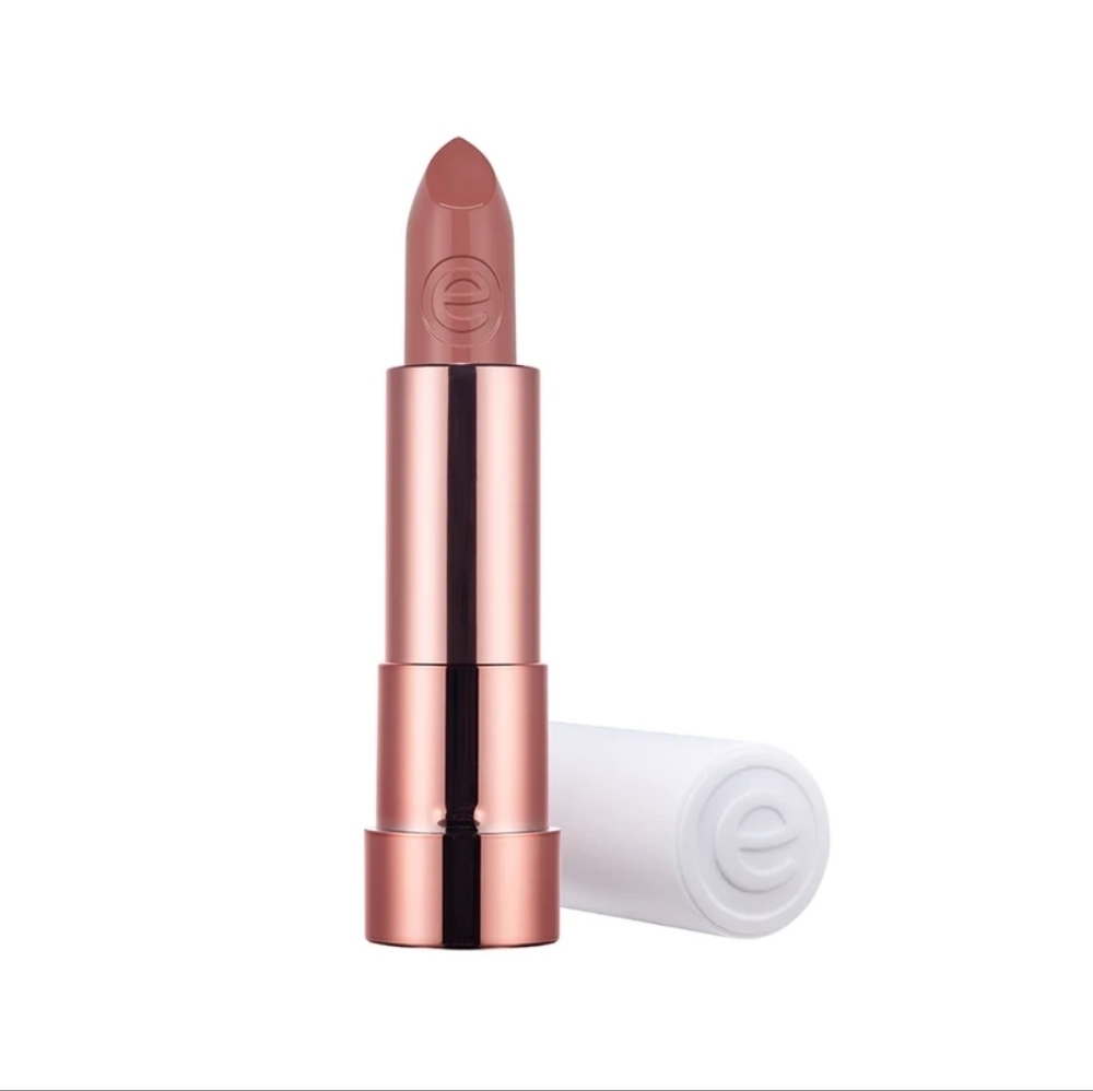 Essence This is Nude Lipstick 16- Loveable